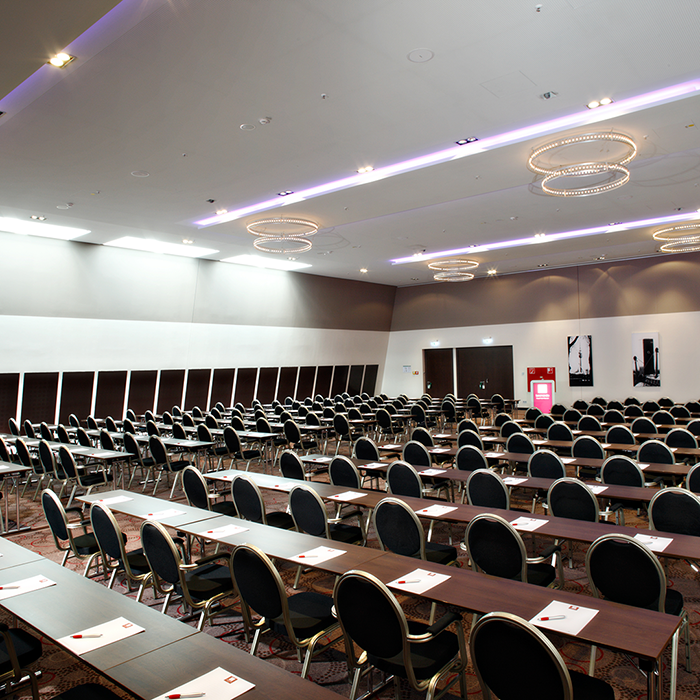 Saal & Konferenz